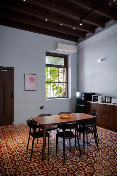Aayu Heritage - Heritage Home in Stewart Lane