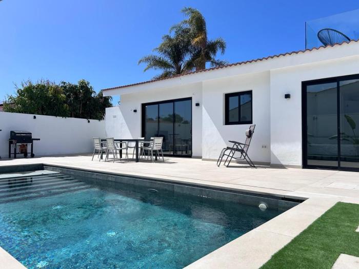 San Marino 4 private pool