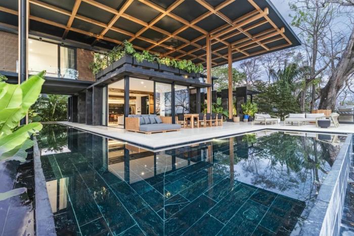 Ocean Front Tropical Paradise Elu & Nalani Luxury Villas