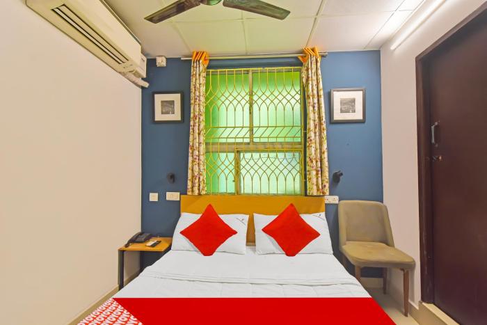 Hotel O Grand Residency Near Kasi Talkies
