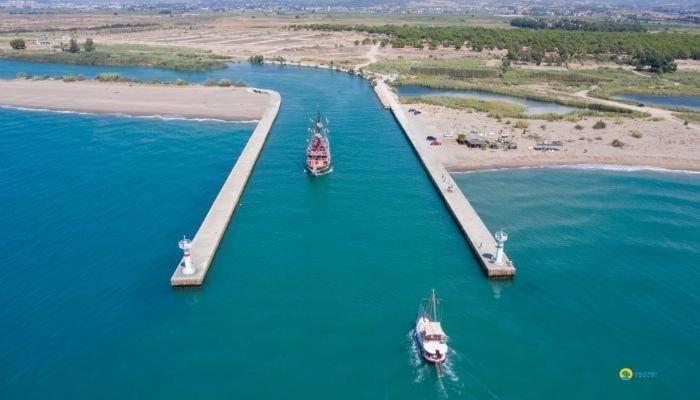 Apollon boat and yacht Tour