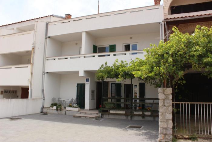 Apartments with parking space Baska, Krk - 24184