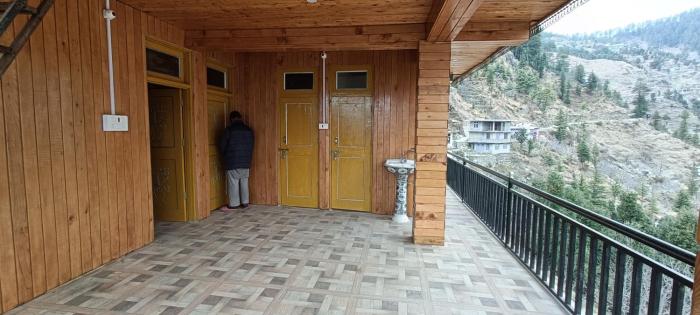 Funky Farmhouse Baragran