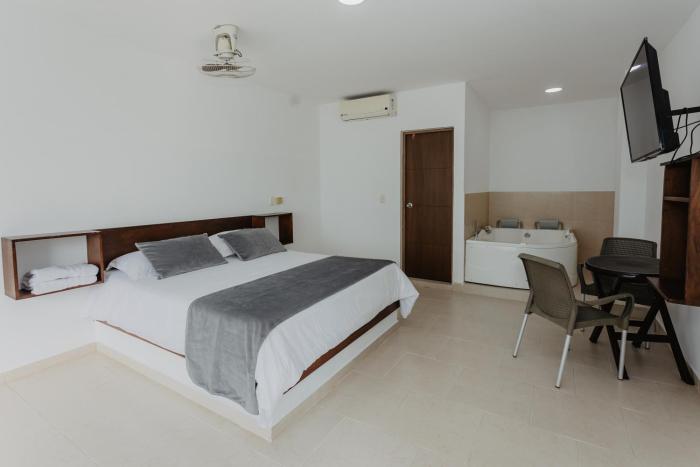 Hotel Plataneras Confort