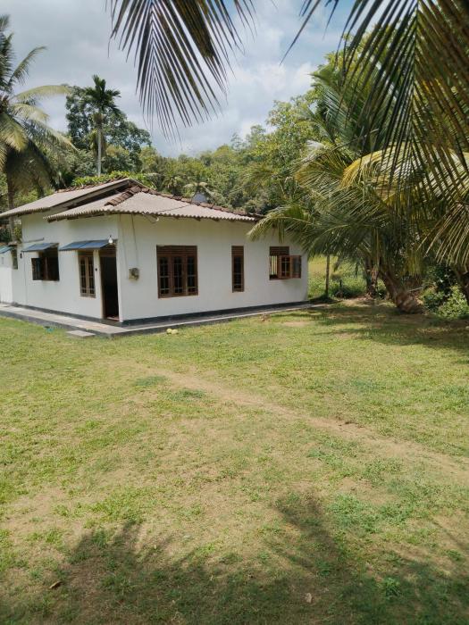 Milk House Mirissa, Entire Home, Authentic Village