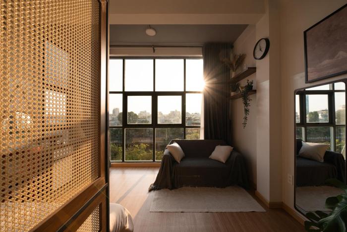 1 Bedroom Apartment Cozy Canal View Hoang Sa street District 1