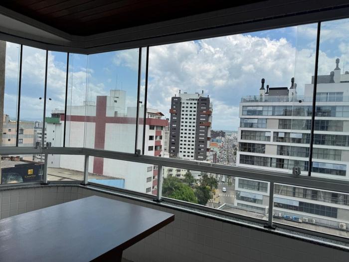 Apartamento Centro de Torres - 200 m do mar