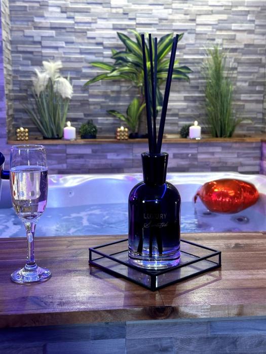 Suite avec Jacuzzi Privatif-Golden Jacuzzi