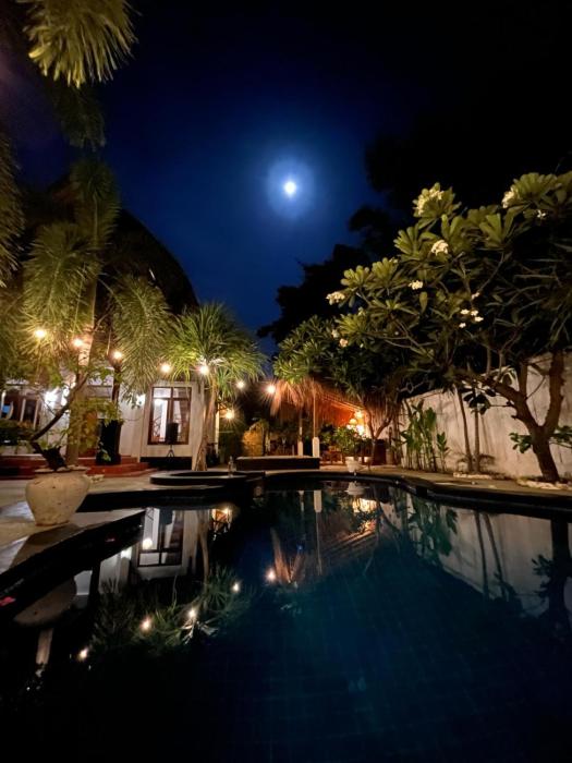 Gili MoonLight RetReat