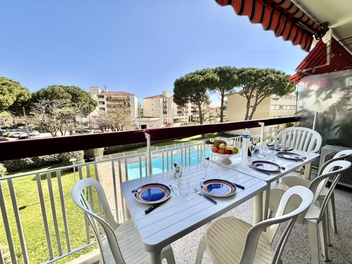 Appartement 3 pièces à Fréjus avec piscine partagée, près du centre - FR-1-226A-205