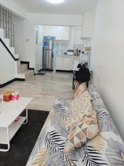 Affordable accommodation near NAIA, MOA and BGC