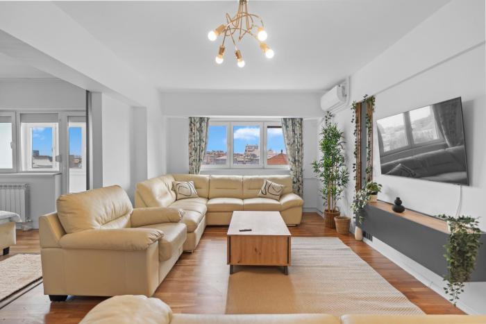 Super Central Retreat