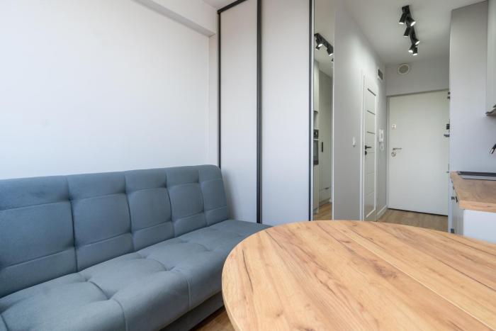 Reymonta 24 Modern Studio by BookingHost