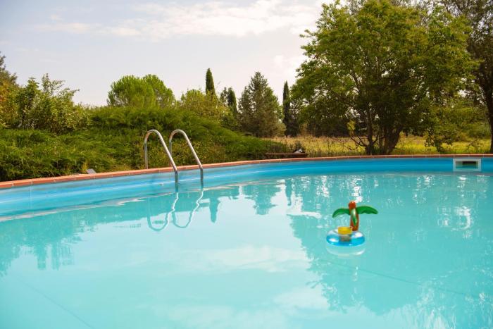 Lucigarden Country House con piscina