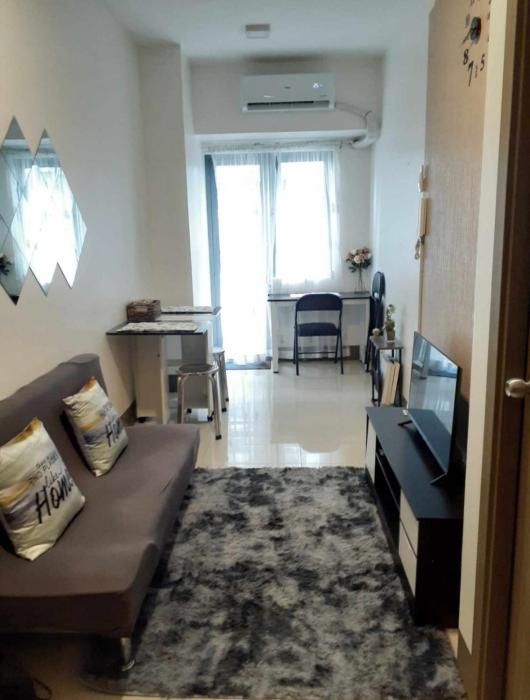 Fully Furnished 1 Bedroom Condo - Fame Residences, Tower 2