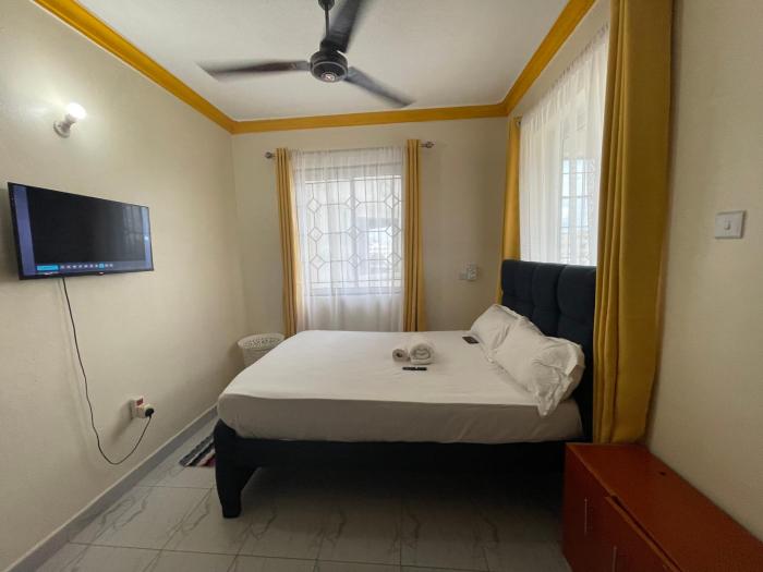 1 bed at Bamburi with extra mattress