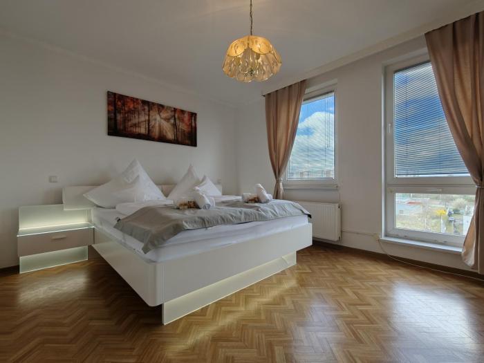 Bliss Place, Komfort Apartment mit 2 Zimmern und Balkon in Toplage