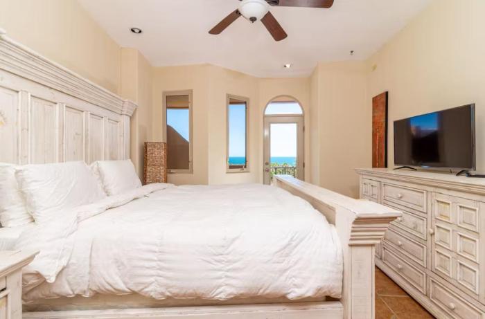 Bella sirena Resort 2Rec condo con albercas y playa