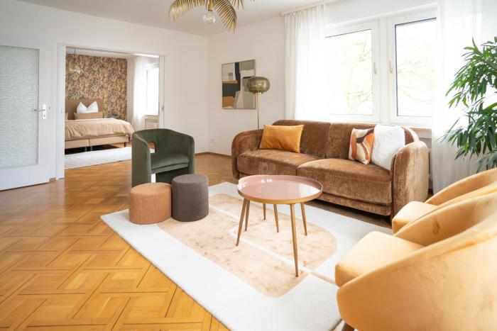 Seepferdchen - zentral in Bahnhofsnähe, geräumig, Küche, Bad