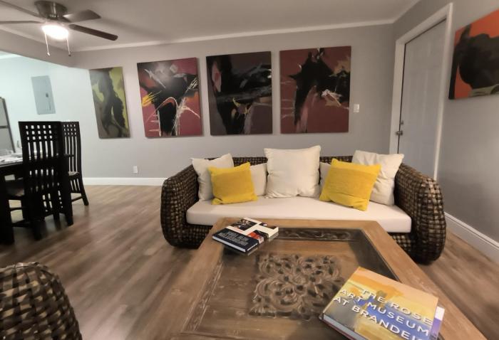 Art House Close to the Beach and Tennis