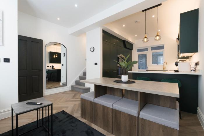 The Royal Whitechapel