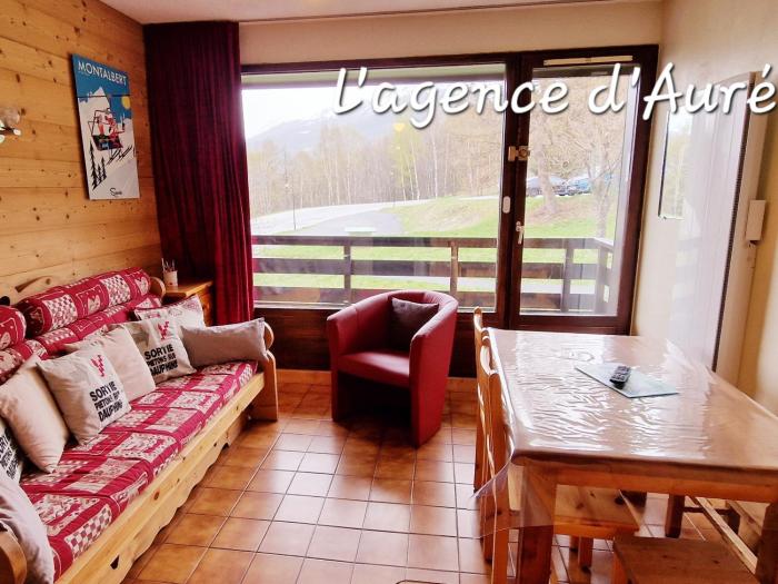 Appartement charmant 46m² pour 6 pers, proche pistes et commerces, balcon exposé Est - FR-1-755-13