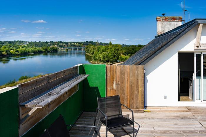 gite pierre percée bord de Loire proche Nantes