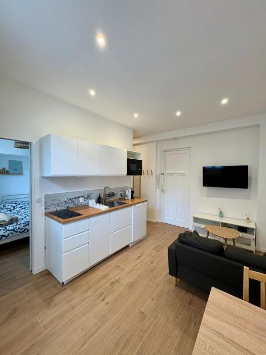 App neuf 1 chambre près du centre et plages