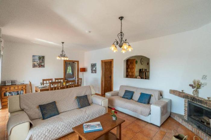 Gorgeous Bedel Villa