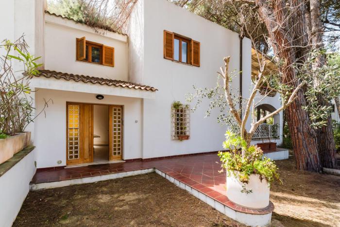 Villa Le Cesine by BarbarHouse