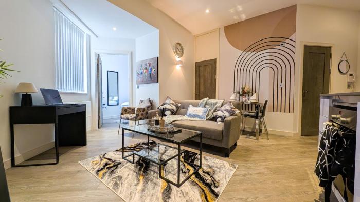 Cozy Luxury Apartment In The Heart Of Slough -The Bethel Suite