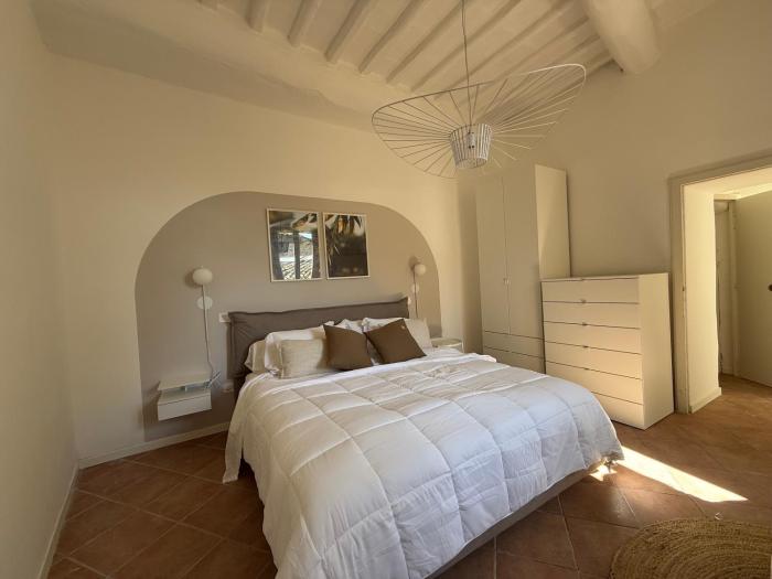Elegant with Exclusive Terrace in Perugia Downtown
