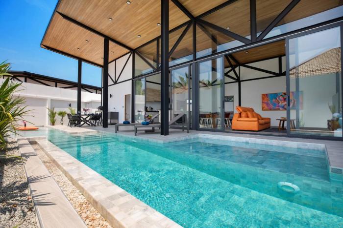 Trendy & New 19m Oxygen Pool Villa Sunset Garden 10 in Rawai