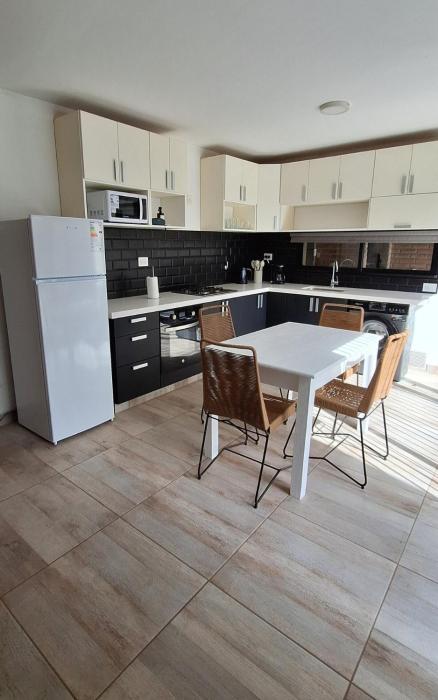 Hermosa Casa Con pileta y quincho