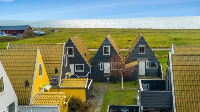 Family Holiday With Sea View In Gedser Feriepark