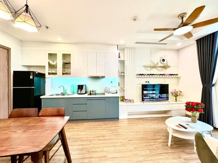 Luxury Two Bedroom, Fast Airport Access, Close to Marriott Hotel