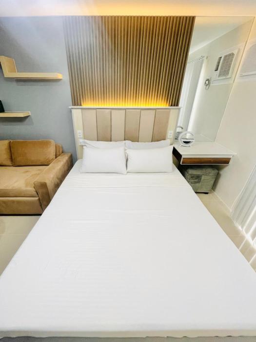 BT 1 Chic City Studio Retreat