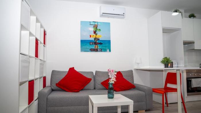 Studio 1 Soto Parking Renfe