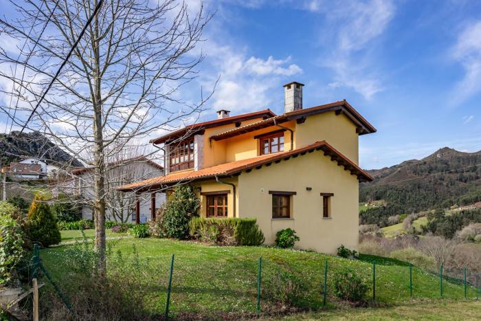Casa Mariella en Linares, Ribadesella