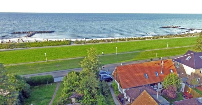 FeWo Ostseetoern mit Terrasse direkt am Strand