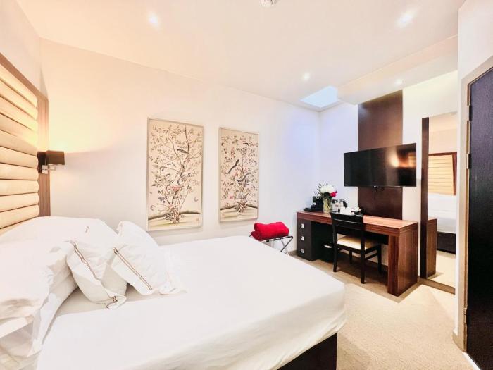 Central boutique room for two 105