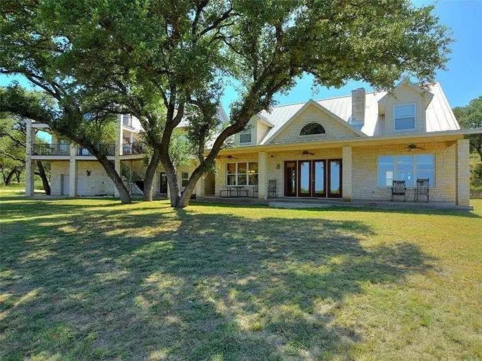 Lakefront 6BR Retreat w Dock & Game Room