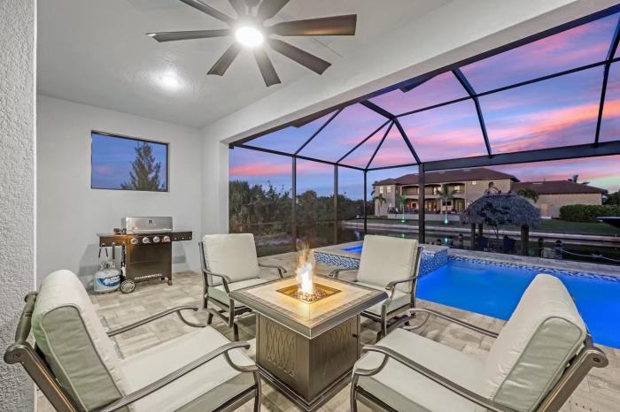 Gulf Access, Heated Pool and Spa, Tiki Hut, & Bikes - Cape Clover - Roelens Vacations