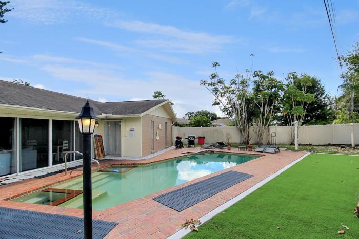 Private pool home with game room - Shaker of Salt
