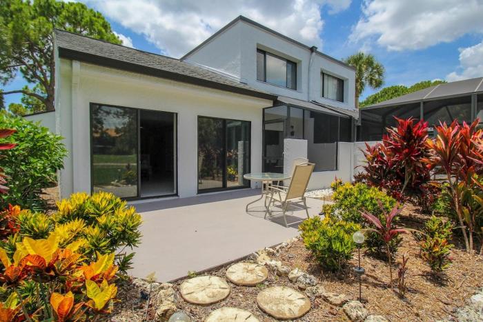 3 BR Two-Story Townhome in The Meadows