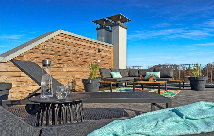 1 Bedroom Awesome Apartment In Tossens