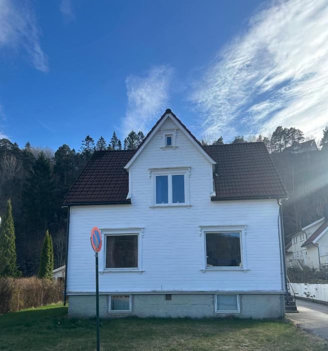 Hus med 2 leiligheter