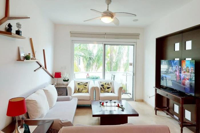 Oceanview Pool Near Av 5th Beach 6 Guest Fast WiFi