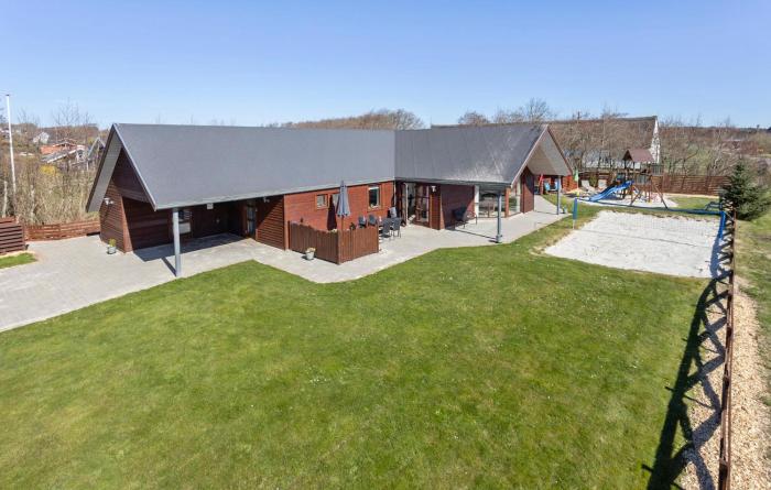 Amazing Home In Vinderup With Sauna