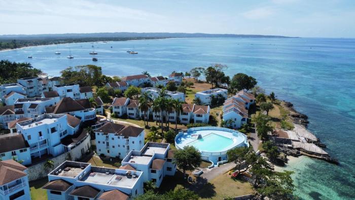 Negril beachfront oceanview studios 164 & 145